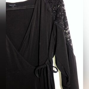Torrid Shirt Size 2 Like New Condition Tie Waste w/ Lace